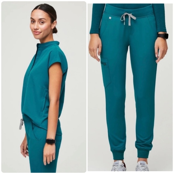 Figs Rafaela Oversized Top & Zamora Jogger Scrub Set - Picture 1 of 14